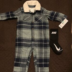 baby plaid jumpsuit Unisex + kids Nike socks